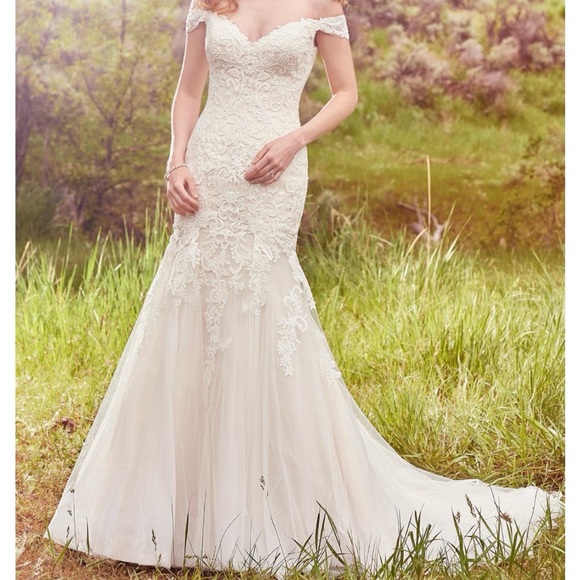 Maggie Sottero Dresses & Skirts - Maggie Sottero Ivory Lace Bridal Gown 14